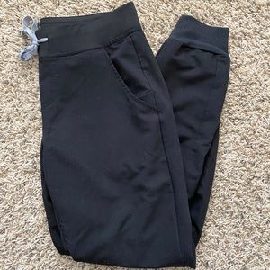 Small Black Figs Zamora Joggers